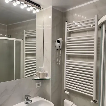 Europa Fiera Hotel 3*